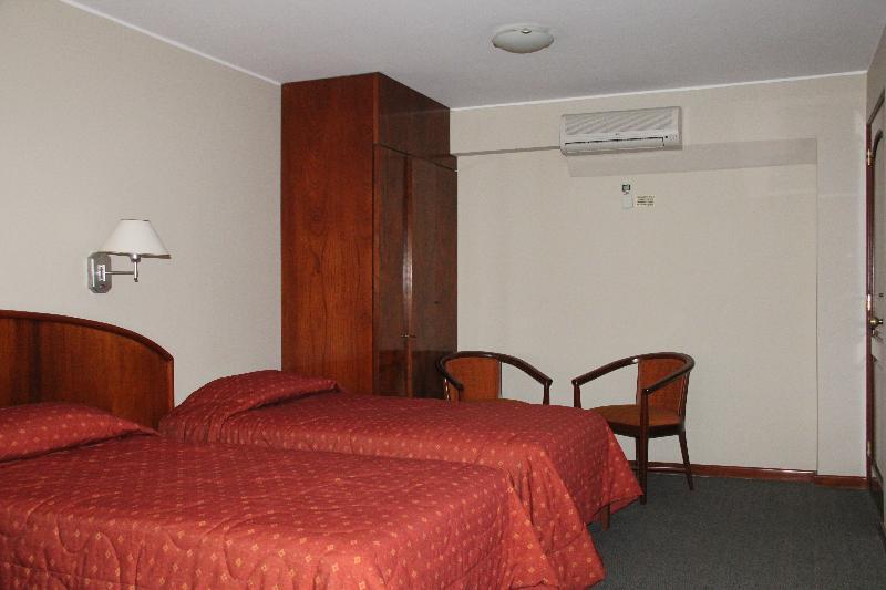 Hotel Park Suites Lima Buitenkant foto